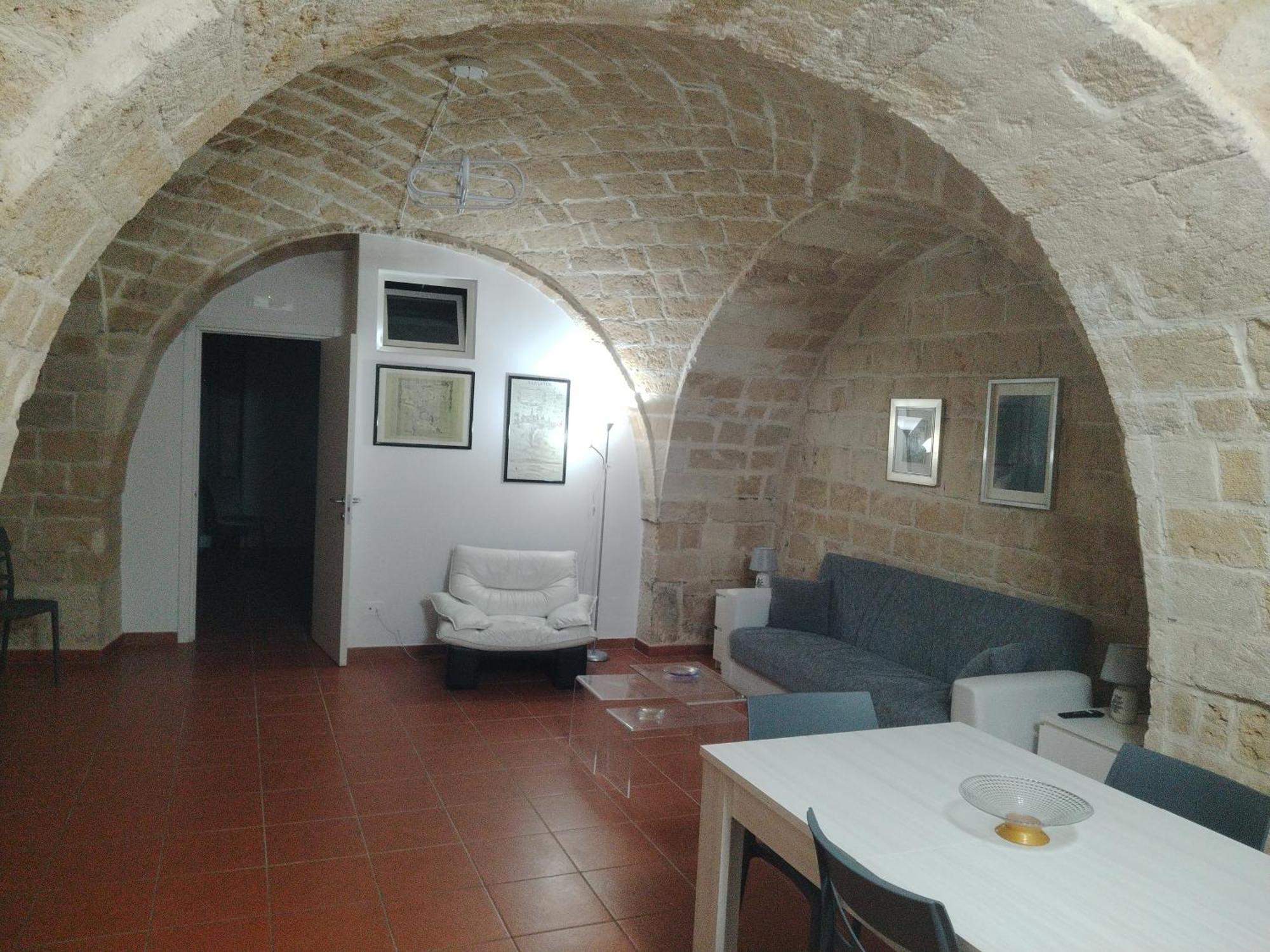 Casa Vacanza Nel Cuore Della Pietra 巴列塔 外观 照片