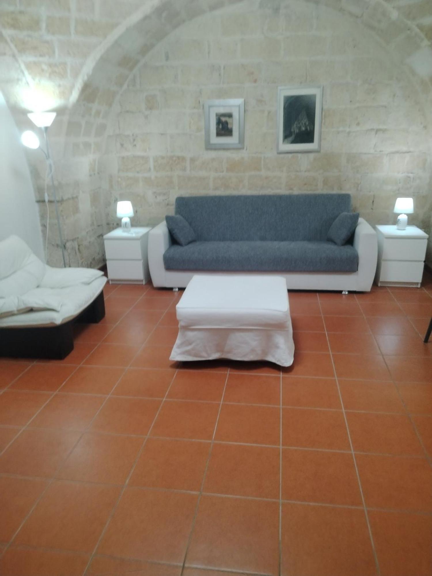 Casa Vacanza Nel Cuore Della Pietra 巴列塔 外观 照片